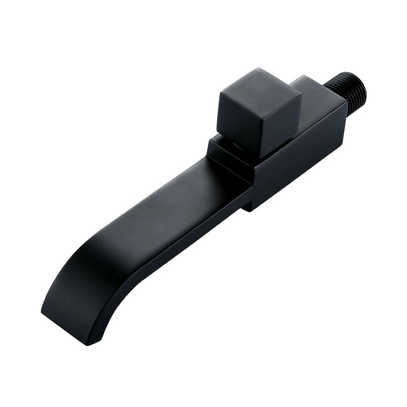 Robinet caché minimaliste à motif carré